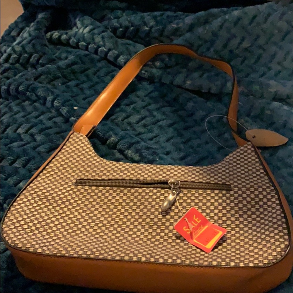 Hand bag - Picture 2 of 4